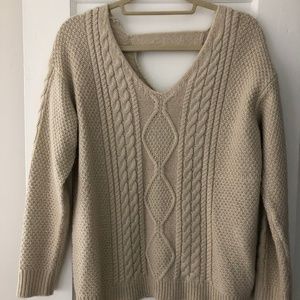 EUC: RD Style Ivory Cable Knit Sweater
